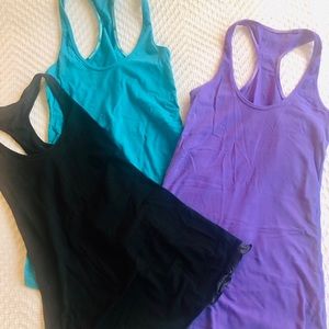 Lululemon 3- pack yoga shirts